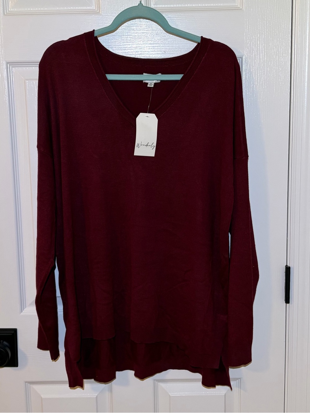 NWT Wonderly Deep Burgundy V-Neck Lightweight Pullover Oversized Sweater. XL